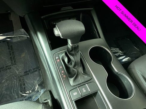 Used 2020 Kia Sorento LX image 19