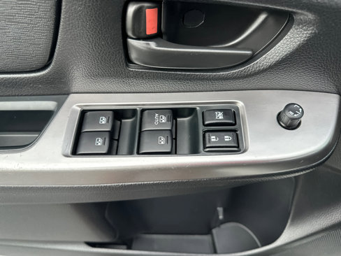 Used 2017 Subaru Crosstrek 2.0i image 28