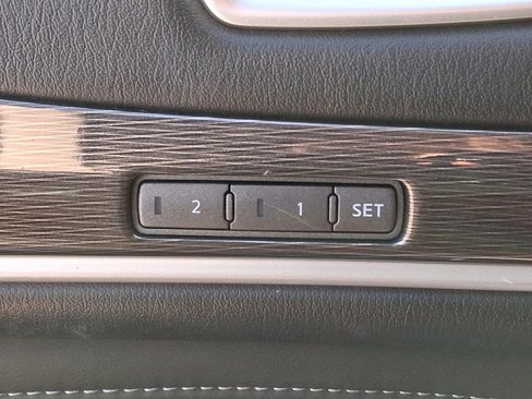 Used 2019 INFINITI QX60 Luxe image 32