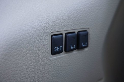 Used 2017 Nissan Rogue SL w/ SL Premium Package image 25