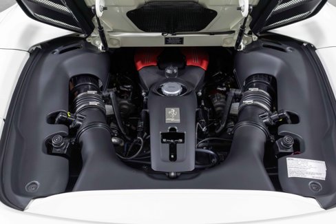 Used 2018 Ferrari 488 Spider image 43