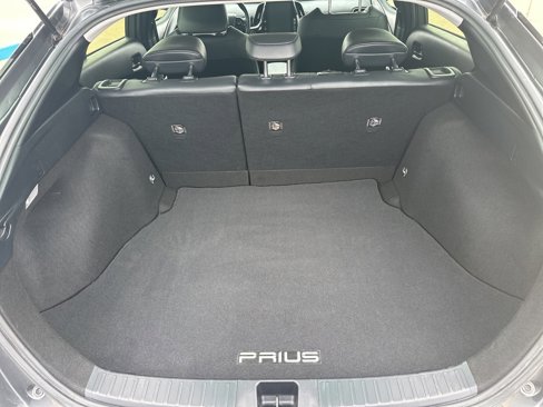 Used 2019 Toyota Prius image 13