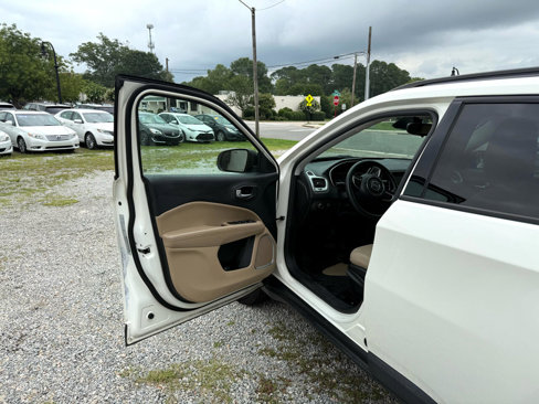 Used 2018 Jeep Compass Sport image 15