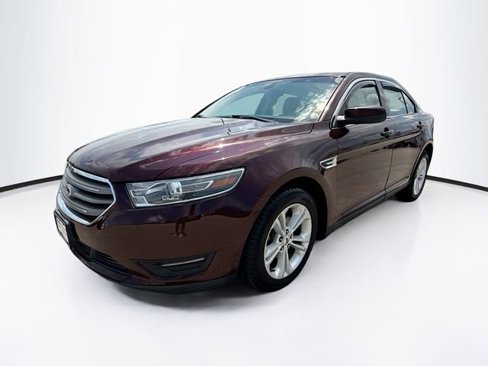 Used 2018 Ford Taurus SEL w/ Equipment Group 201A image 3