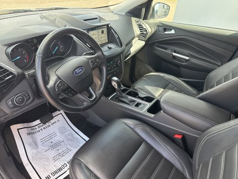 Used 2018 Ford Escape SEL image 19