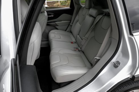 Used 2021 Jeep Cherokee Limited image 49