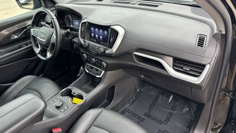 Certified 2024 GMC Terrain SLT image 28