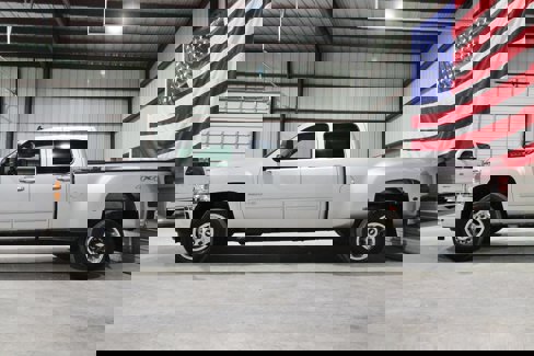 Used 2011 Chevrolet Silverado 3500 LTZ w/ LTZ Plus Package image 5