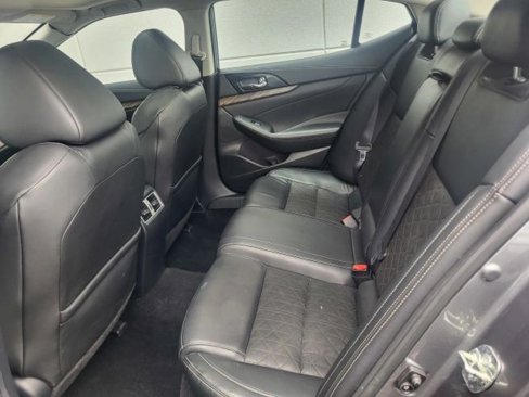 Used 2017 Nissan Maxima Platinum image 34