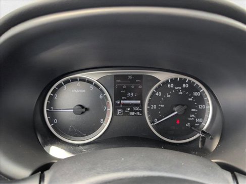 Used 2023 Nissan Kicks S image 10
