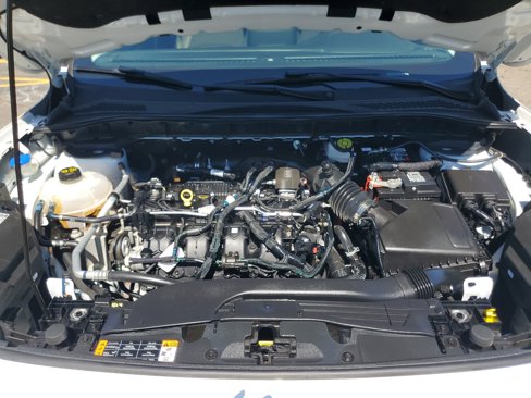 Used 2022 Ford Escape Titanium image 8