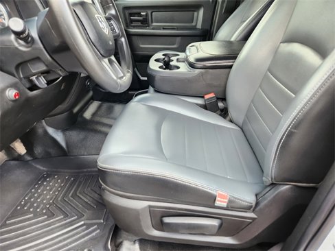 Used 2021 RAM 1500 Tradesman w/ Chrome Appearance Group image 9