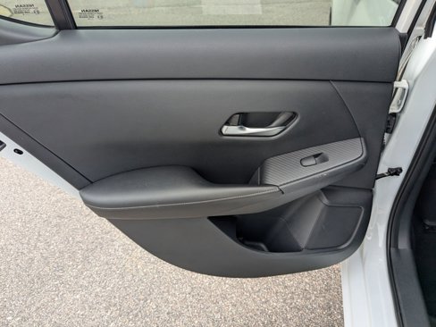 Used 2020 Nissan Sentra SV image 27