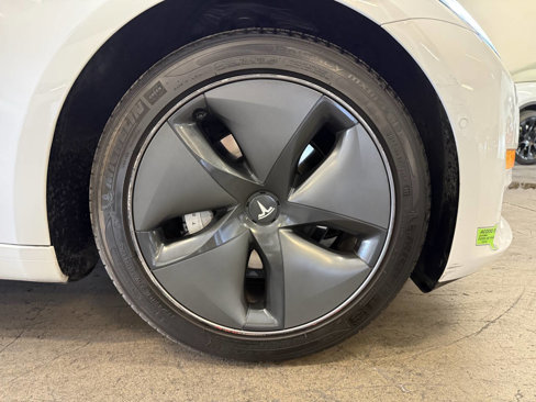 Used 2020 Tesla Model 3 Standard Range Plus image 29