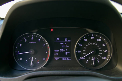 Used 2017 Hyundai Elantra SE image 9