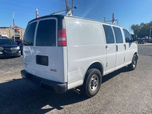 Used 2017 GMC Savana 2500 image 7