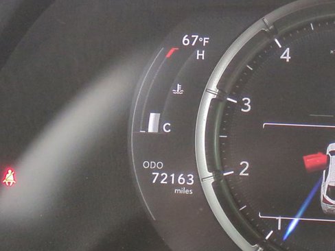 Used 2020 Lexus UX 200 F Sport image 20