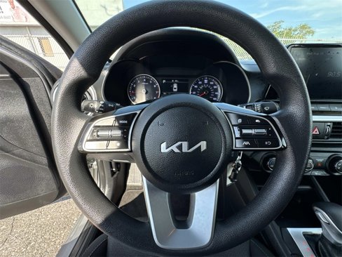 Certified 2024 Kia Forte LXS w/ LXS Technology Package image 41