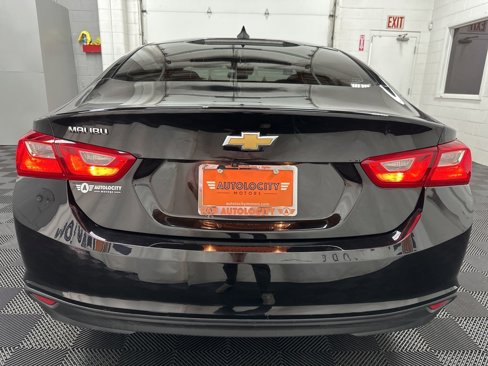 Used 2023 Chevrolet Malibu LS image 9