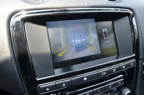 Used 2016 Jaguar XJ R-Sport image 31