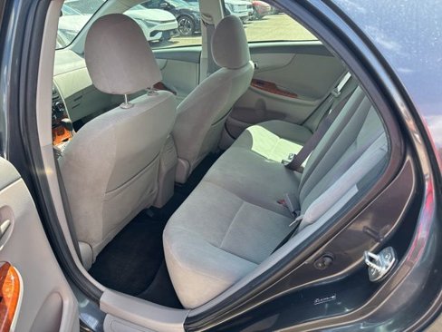 Used 2009 Toyota Corolla XLE image 9