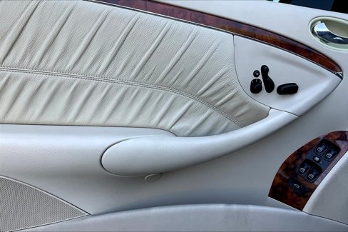 Used 2007 Mercedes-Benz CLK 550 Coupe image 15