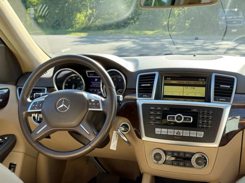 Used 2012 Mercedes-Benz ML 350 4MATIC image 49