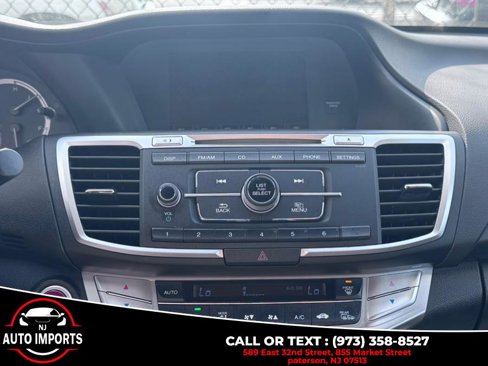 Used 2013 Honda Accord EX image 32