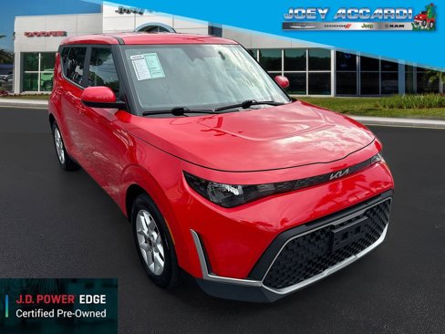 Used 2023 Kia Soul S image 1