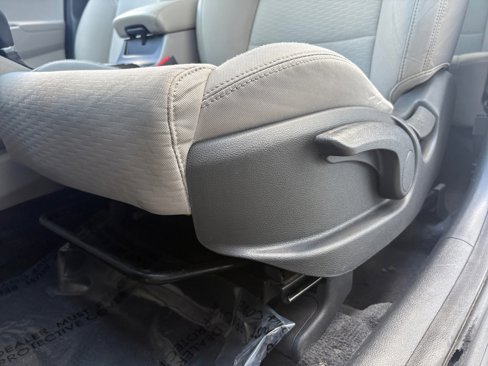 Used 2020 Hyundai Tucson SE image 9