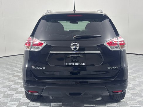 Used 2016 Nissan Rogue SV image 5