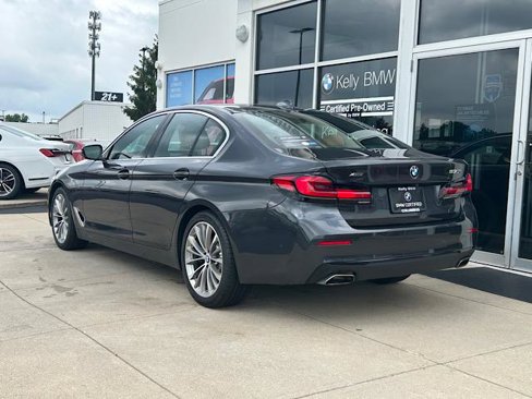 Certified 2022 BMW 530i xDrive w/ Convenience Package image 7