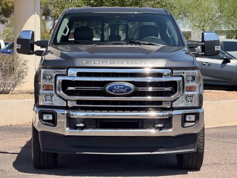 Used 2020 Ford F250 Lariat w/ Chrome Package image 2