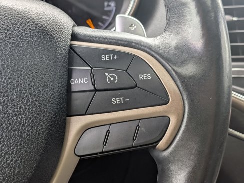 Used 2014 Jeep Grand Cherokee Limited image 19