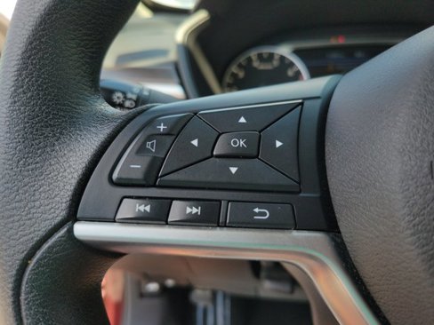 Used 2024 Nissan Altima 2.5 SV image 17