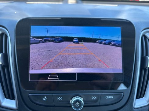Used 2023 Chevrolet Malibu LT image 17