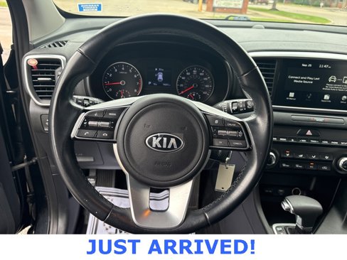 Used 2021 Kia Sportage LX image 11