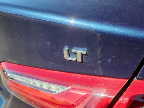Used 2020 Chevrolet Malibu LT image 13