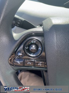 Used 2019 Toyota Prius L Eco image 24