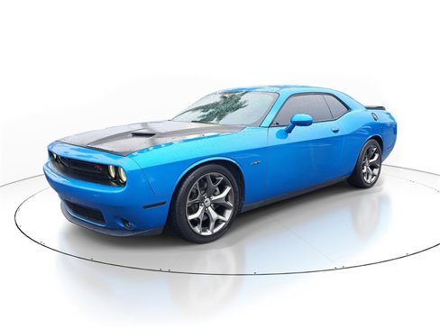 Used 2015 Dodge Challenger R/T Plus image 3