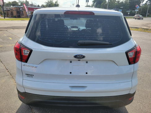 Used 2019 Ford Escape S image 5