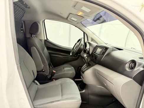 Used 2019 Nissan NV200 SV image 15