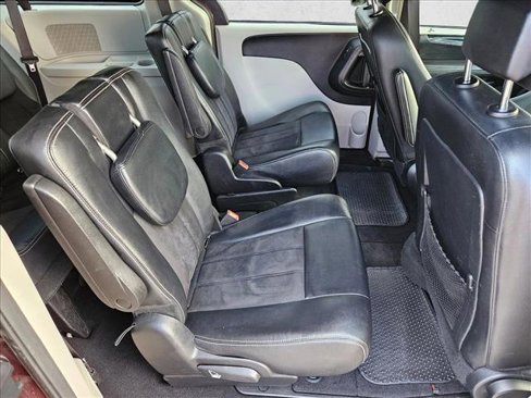 Used 2019 Dodge Grand Caravan SXT image 20