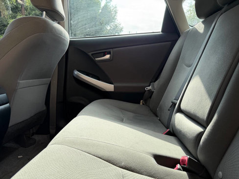 Used 2014 Toyota Prius One image 17
