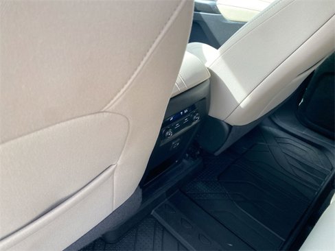 Used 2022 Chevrolet Traverse LS w/ Midnight/Sport Edition image 21