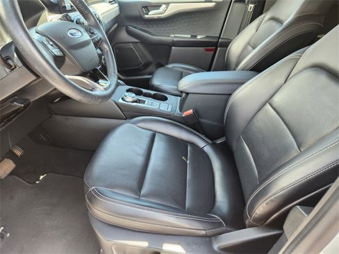 Used 2020 Ford Escape SEL image 9