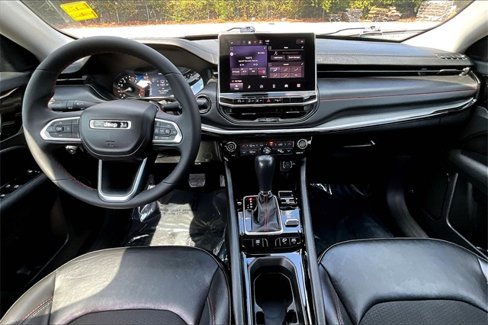 Used 2022 Jeep Compass Trailhawk image 7