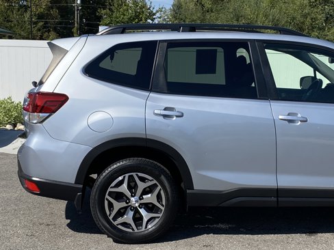 Used 2019 Subaru Forester Premium w/ All-Weather Package image 6