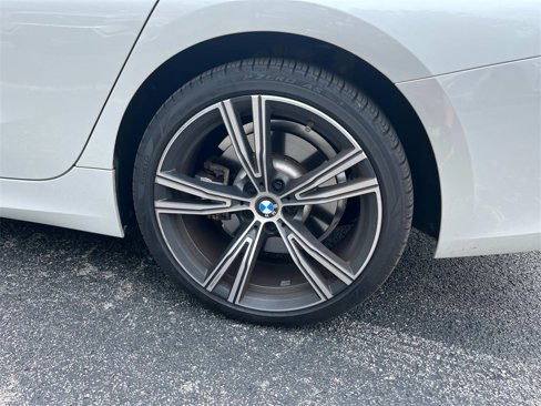 Used 2021 BMW 330e w/ Premium Package image 11