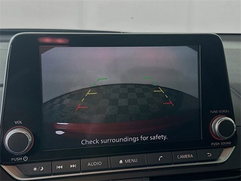 Used 2024 Nissan Altima 2.5 SR image 11